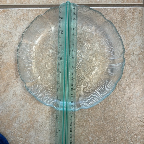 Glass Decor Plate - Picture 3 of 4